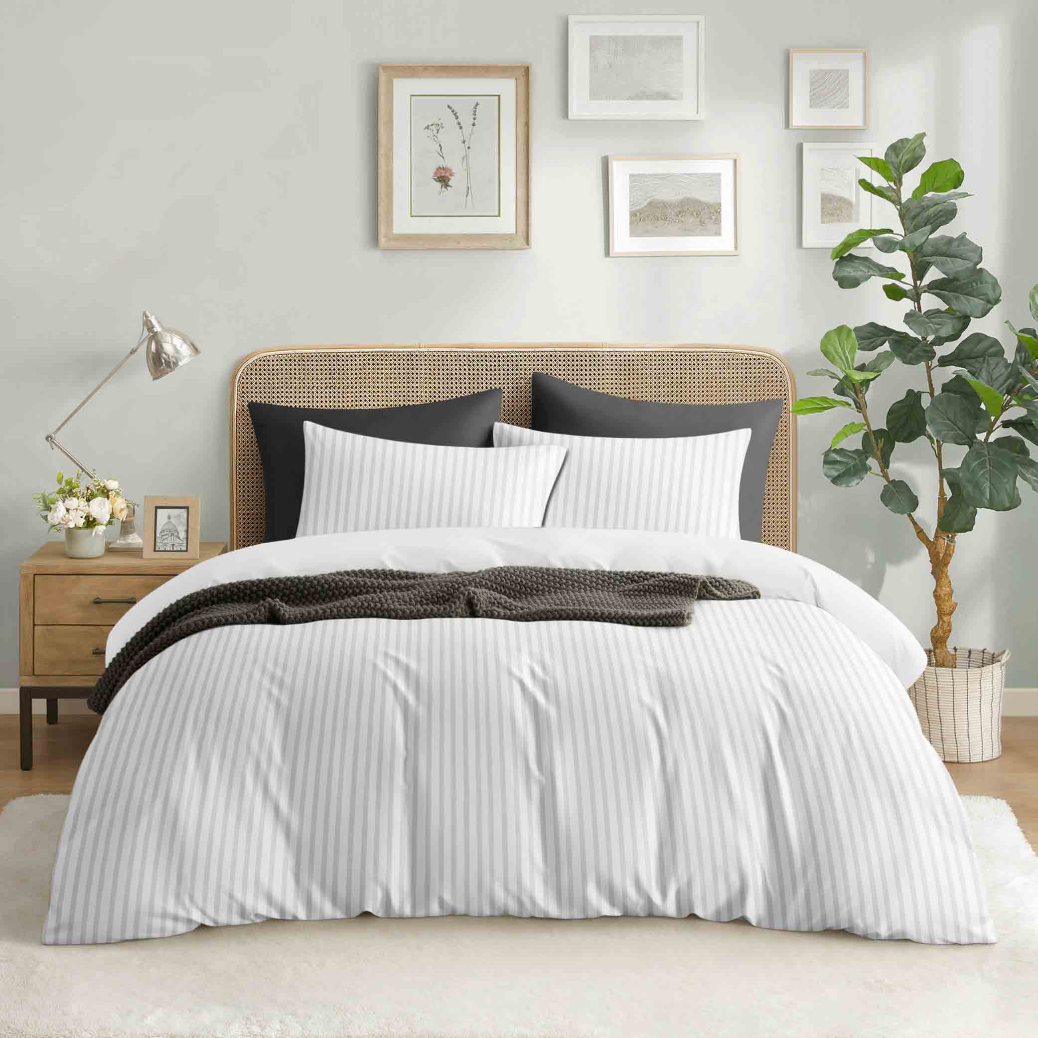 Bedsheet Manufacturer & Suppilers